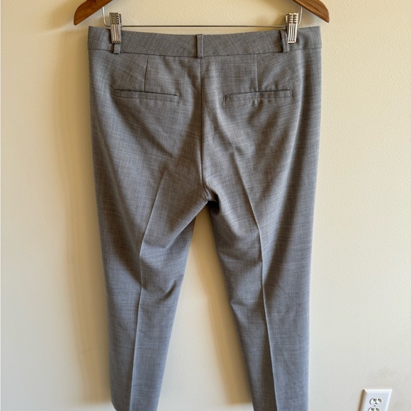 Size 4 Gray Banana Republic Slacks - Picture 13 of 17